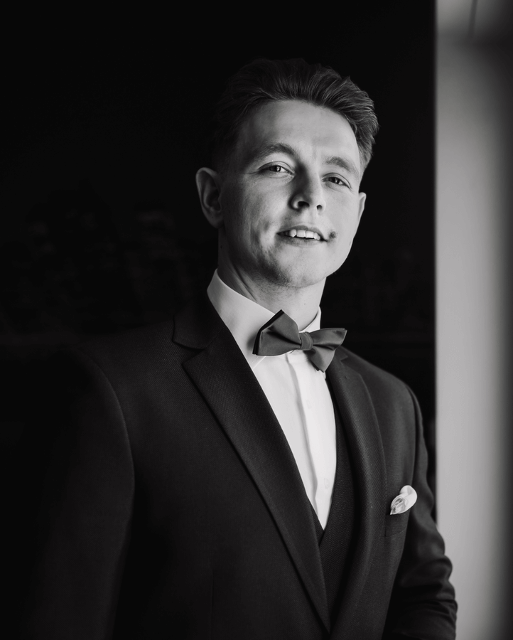 Fotograf ślubny Łuków – portret pana młodego w dniu ślubu.